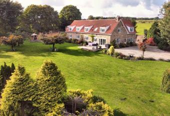 Ticketyboo Suites allows 18 year olds to book a room