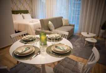 IRRESISTABLE STUDIO IN THE HEART OF XANTHI has Balcony rooms