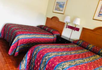 Pelican Inn has Balcony rooms