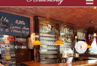 Taverna Hotel R  merkrug allows 18 year olds to book a room