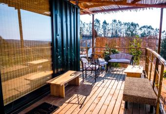 Converted Farm Loft has Balcony rooms