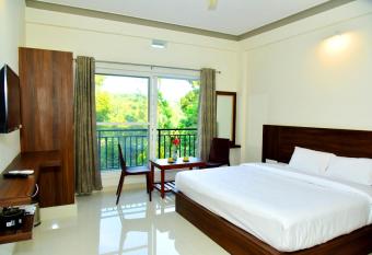 Grand Misty Heaven has Balcony rooms