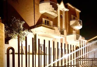 Villa Carmen Resort has Balcony rooms