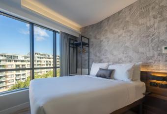 Kith Hotel Darling Harbour has Balcony rooms