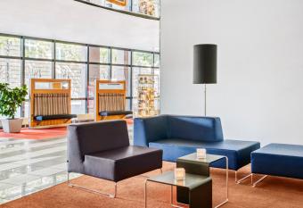 IntercityHotel Erfurt allows 18 year olds to book a room