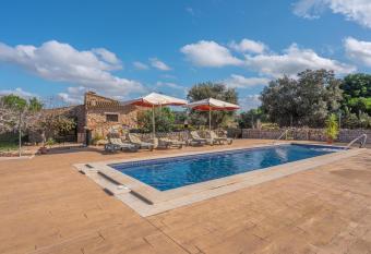 Son Covas has Balcony rooms