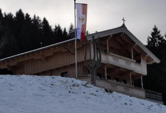 s  Riedlhof Zuh  usl has Balcony rooms