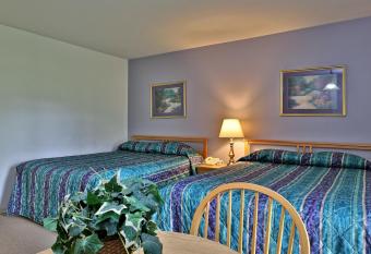 Cedarbrook Hotel Room w/2 doubles 101 allows 18 year olds to book a room