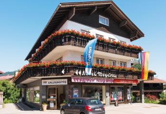 Hotel Garni Regina has Balcony rooms