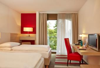 H+ Hotel Bad Soden has Balcony rooms