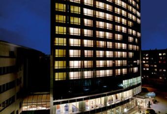 Lindner Hotel Cottbus allows 18 year olds to book a room