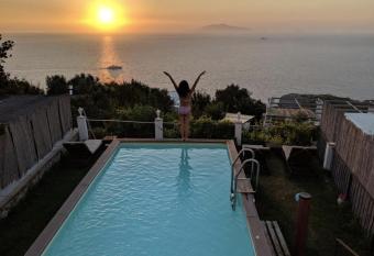 B&B La Danza del Mare has Balcony rooms