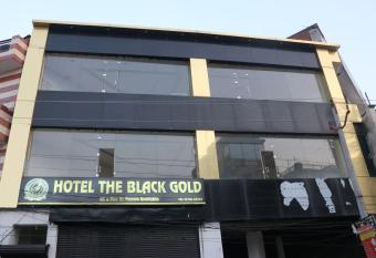 Hotel The Black Gold allows 18 year olds to book a room