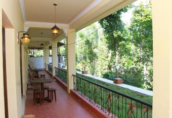 KINGMAKER S Plantation with River Stream has Smoking/Balcony rooms