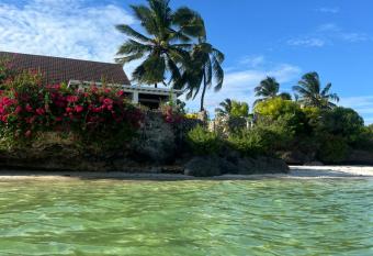 Malcom residence 2 has Balcony rooms