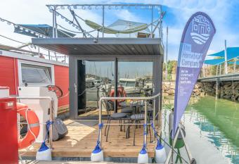 The Homeboat Company Albufeira has Balcony rooms