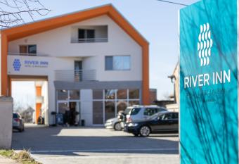 River Inn has Balcony rooms