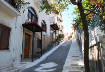 Hotel Bonis has Balcony rooms