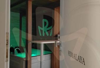 La Maison du Relax has Balcony rooms