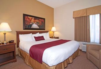 Best Western Plus Albert Lea I-90/I-35 Hotel allows 18 year olds to book a room