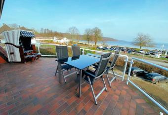 BEACH HOUSE-Traumwohnung in Bestlage mit herrlichem Meerblick has Balcony rooms