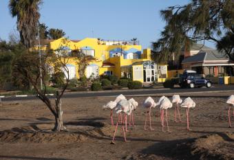Lagoon Loge has Balcony rooms