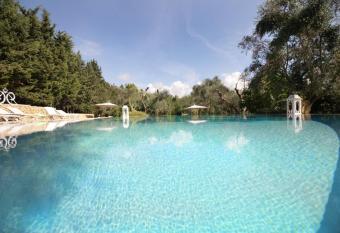 Maison D Enr   has Balcony rooms