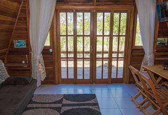 Cabanas de Penha has Balcony rooms