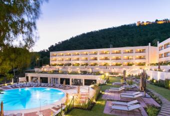 Four Points by Sheraton Sesimbra allows 18 year olds to book a room