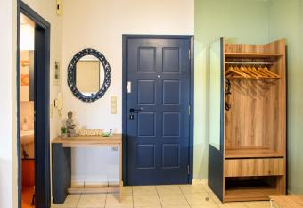 Casa Minima allows 18 year olds to book a room