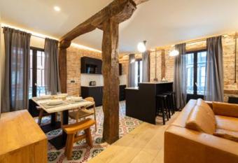 Santiago by Staynnapartments has Balcony rooms