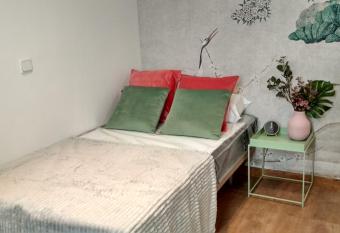 Smartr Madrid Gran Via 47 has Balcony rooms