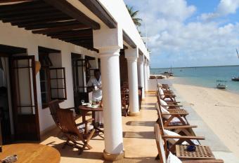 Peponi Hotel Lamu - Kenya has Balcony rooms