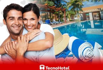 Tecnohotel Itz  es allows 18 year olds to book a room