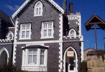 Park House Guest House allows 18 year olds to book a room