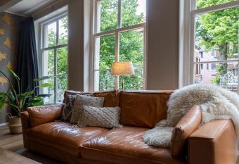 Royal City Suite Monsieur Philippe has Balcony rooms