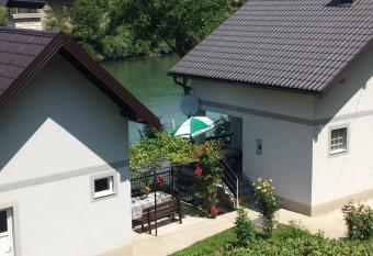 Preno  i  te na Drini Fo  a has Balcony rooms