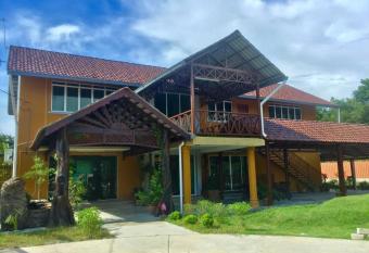 Inapan Taman Herba has Balcony rooms
