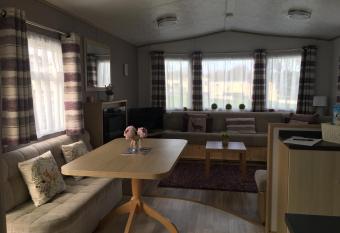 Woodberry (Acorn Caravan Holidays Newquay) has Balcony rooms