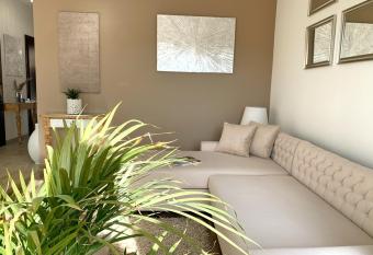 Panor  ma apartman has Balcony rooms