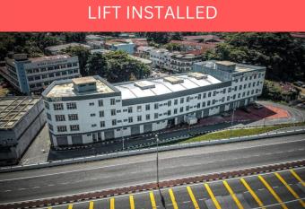 Reno Hotel Ipoh allows 18 year olds to book a room