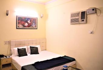 DS Residency has Balcony rooms