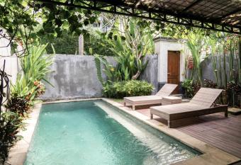 Belle Asana allows 18 year olds to book a room