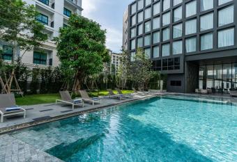 Best Western Plus Nexen Pattaya allows 18 year olds to book a room