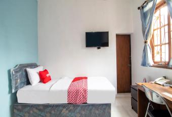 OYO 3908 Fenway Kostel allows 18 year olds to book a room