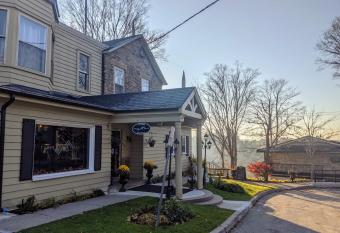 Inn at the Falls allows 18 year olds to book a room