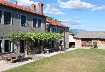 Barbara`s Village House has Balcony rooms