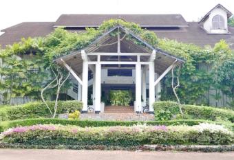 E8 Oceanside Place Resort has Balcony rooms