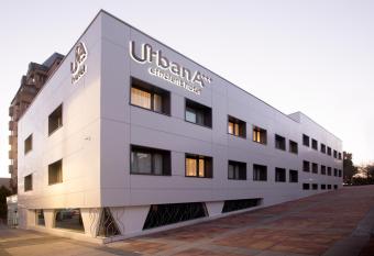 Urban A+++ Hotel allows 18 year olds to book a room