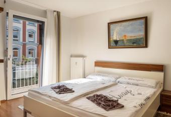 Ferienwohnung bei Marta has Balcony rooms